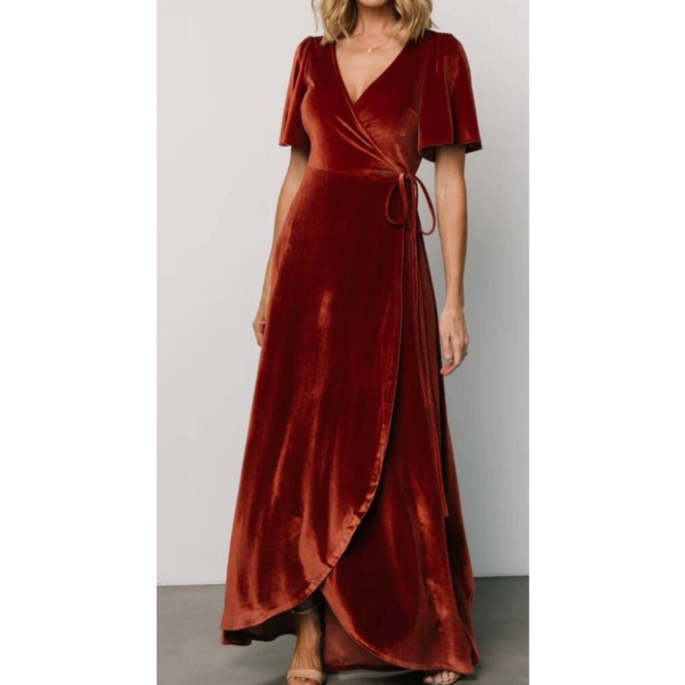 Baltic Born Women's Katelyn Velvet Maxi Wrap Feminine Dress Cinnamon Size S